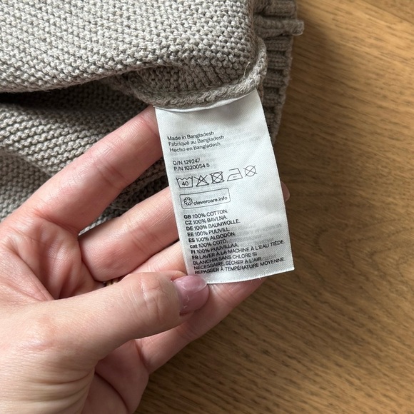 H&M Toddler Knit Hooded Cardigan - Taupe - Size 3-4T - EUC - Picture 3 of 4